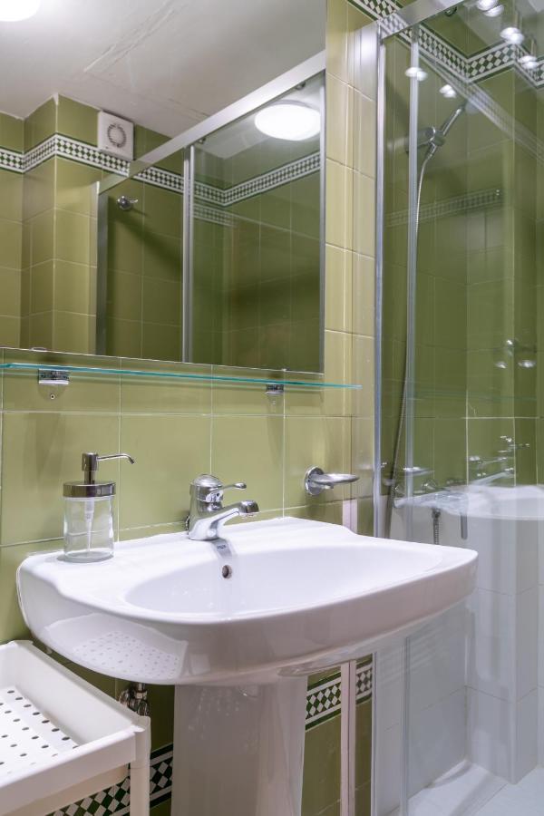 Vr Excelente Ubicacion Luminoso Apt Para Parejas Sevilha Exterior foto